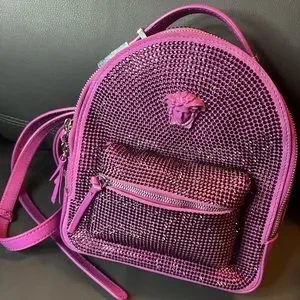 Rare Calfskin Palazzo Crystal Medusa Backpack Pink Versace La Medusa Pink Grained Calfskin Leather Shoulder Bag  main image 2